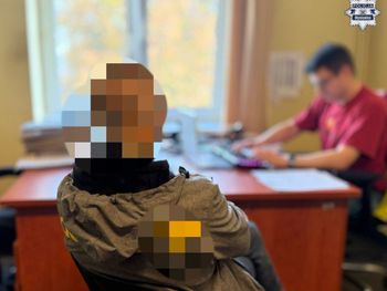 Mysłowice: 36-latek okradał sklepy. Dla zmyłki zakładał perukę