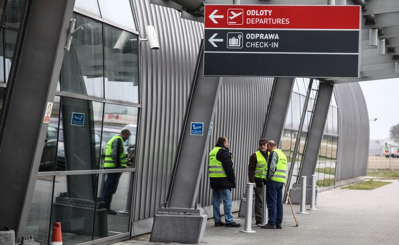 Marszałek Struzik ujawnił, kiedy ruszy lotnisko w Modlinie