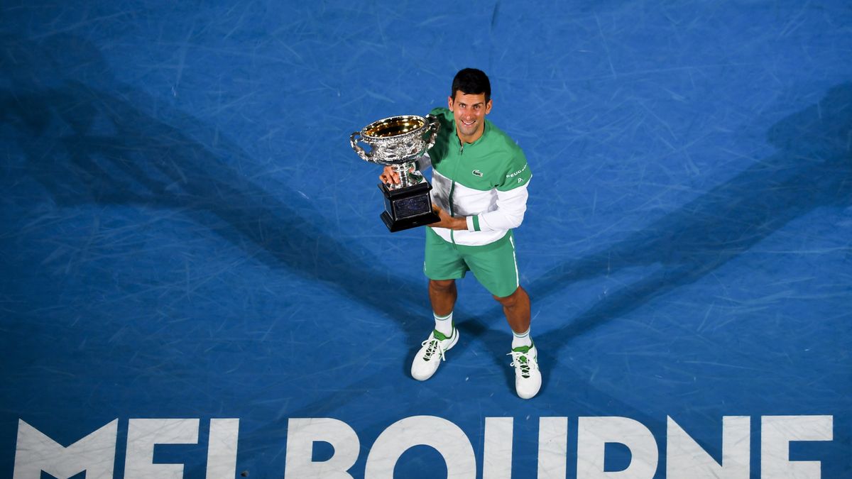 Zdjęcie okładkowe artykułu: PAP/EPA / JAMES ROSS / Na zdjęciu: Novak Djoković, mistrz Australian Open 2021