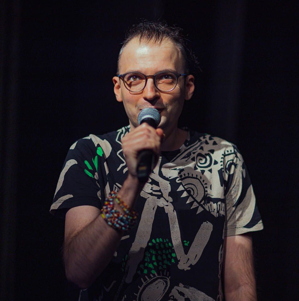 Bartosz Adamski z Teatru Baj Pomorski