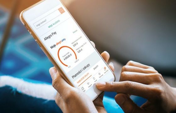 Allegro pożycza coraz więcej kupującym. Szykuje też kredyty dla sprzedawców