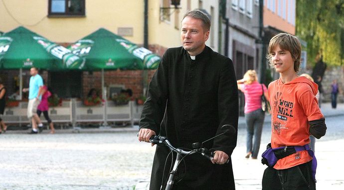 Ojciec Mateusz 2