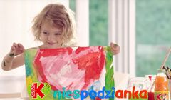 Zabawy ze szczęśliwego dzieciństwa reklamują soki Kubuś (wideo)