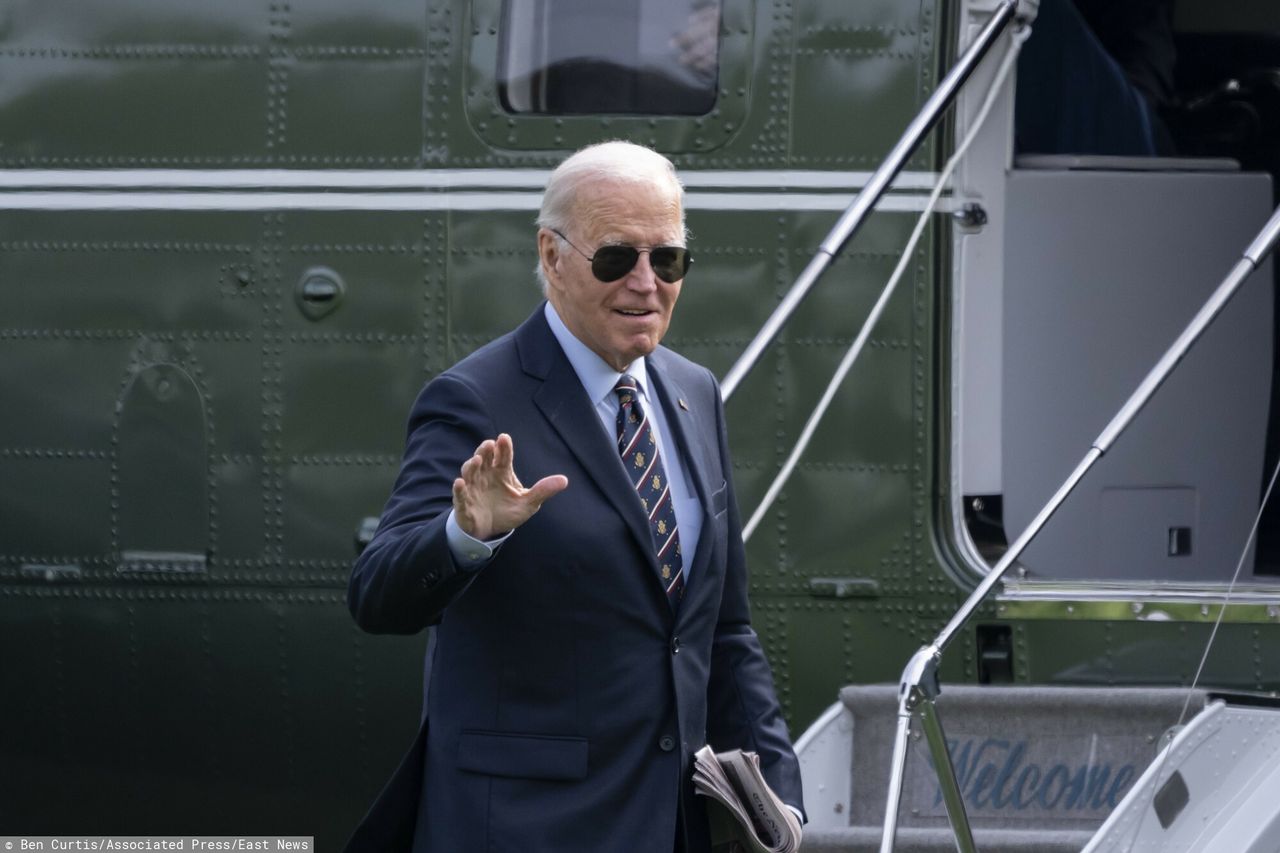 Biden congratulates Trump, invites him for transition talks