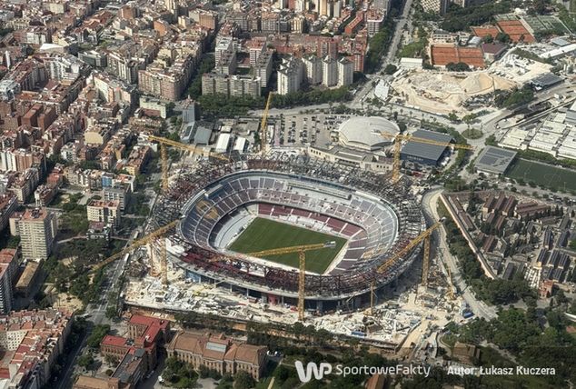 Remontowane Camp Nou z lotu ptaka