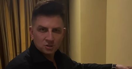 Jego głosu będzie słuchać cała Polska. To zawsze musi mieć pod ręką