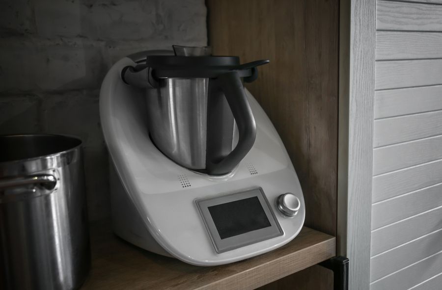 Thermomix kurzy się w kącie w wielu polskich domach