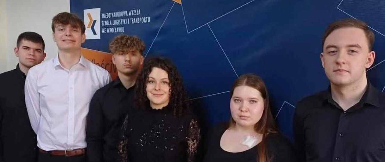 Olbrzymi sukces uczniów ostrowieckiego THM na ogólnopolskiej arenie logistycznej