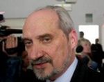 Macierewicz będzie robił porzadek w WSI