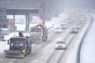 Sytuacja na drogach. Ślisko na południowym wschodzie