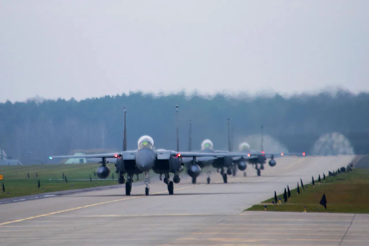 F-15 on the airport tarmac, illustrative photo