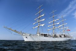 Gdynia: Śmiertelny wypadek na pokładzie "Daru Młodzieży". Nie żyje mężczyzna