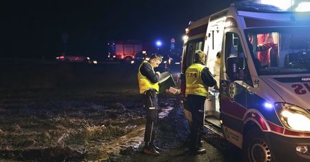 Tragedia na drodze. Nie żyje kierowca i roczne dziecko