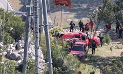 Tragedia w lubianym przez Polaków kurorcie. Ludzie spadli w przepaść