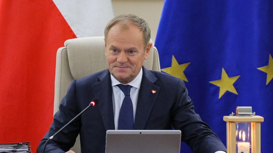 Warszawa, 18.12.2024. Premier Donald Tusk podczas posiedzenia rządu w KPRM w Warszawie, 18 bm. Ministrowie zajmą się m.in. nowelizacją przepisów dotyczących materiałów niebezpiecznych zatopionych w Bałtyku. (mr) PAP/Paweł Supernak