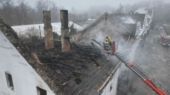 Moszna: Pożar słynnej stadniny. Ruszyła zbiórka na odbudowę