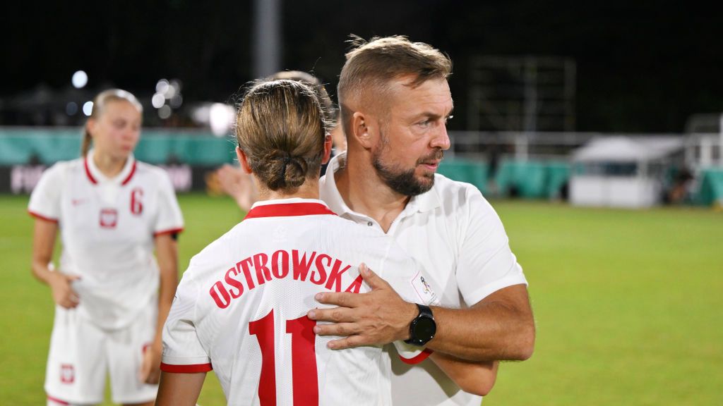 Getty Images / Pedro Vilela - FIFA / Na zdjęciu: trener Marcin Kasprowicz