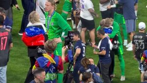 Skandal. Tylko zobacz, z czym paradowała partnerka piłkarza PSG