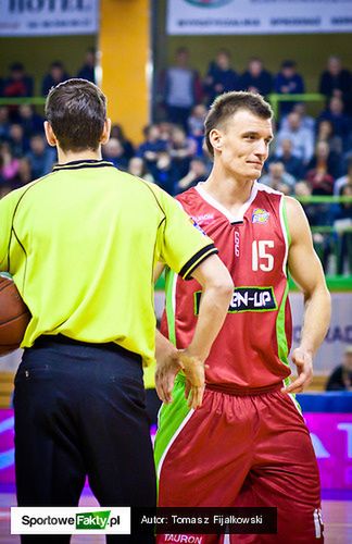 Łukasz Majewski będzie filarem swojej drużyny w poniedziałkowym pojedynku?