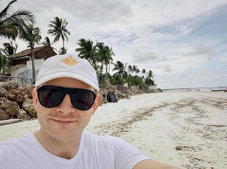 Rafał Zawierucha prowadzi warsztaty aktorskie na Zanzibarze