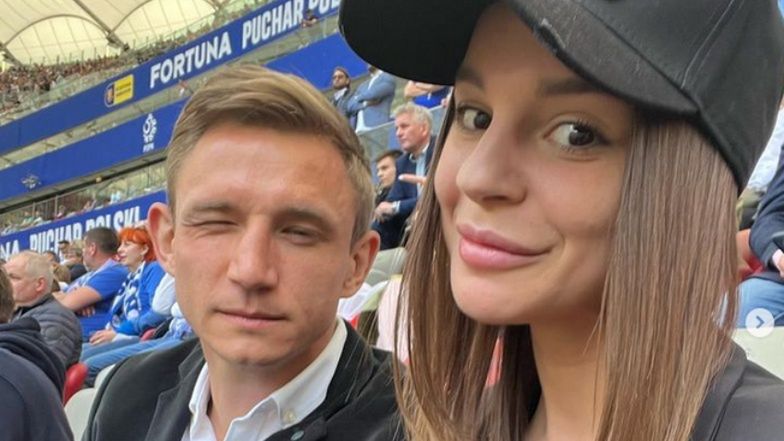 Jakub Rzeźniczak zapozował z opatrunkiem na nosie
