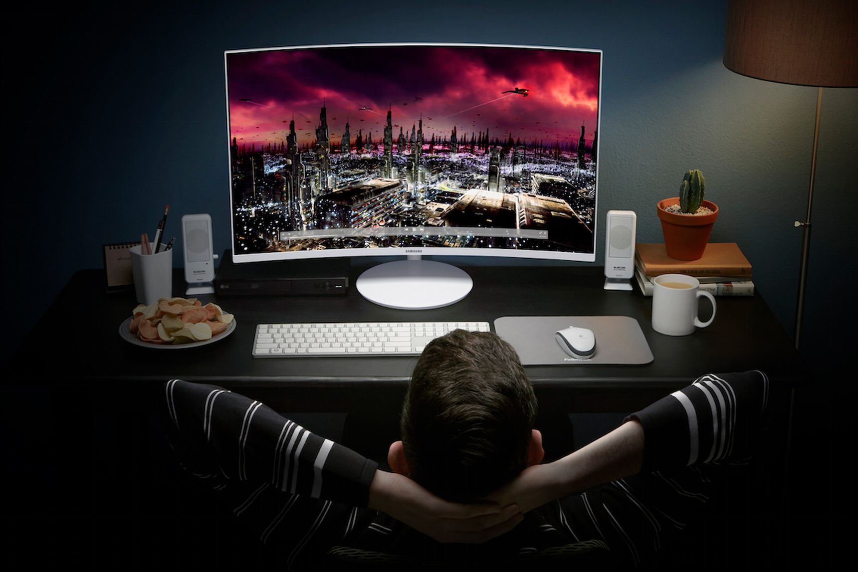 Samsung CH711: zakrzywione monitory z technologią Quantum Dot 1