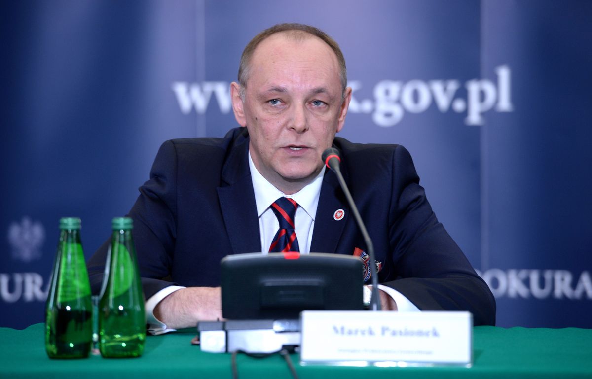 Wiceprokurator o zmianie zarzutów wobec kontrolerów w Smoleńsku. "Przewidywali, że może dojść do katastrofy"