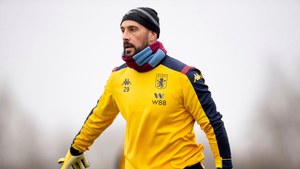 Zdjęcie okładkowe artykułu: Getty Images / Neville Williams/Aston Villa FC / Na zdjęciu: Pepe Reina