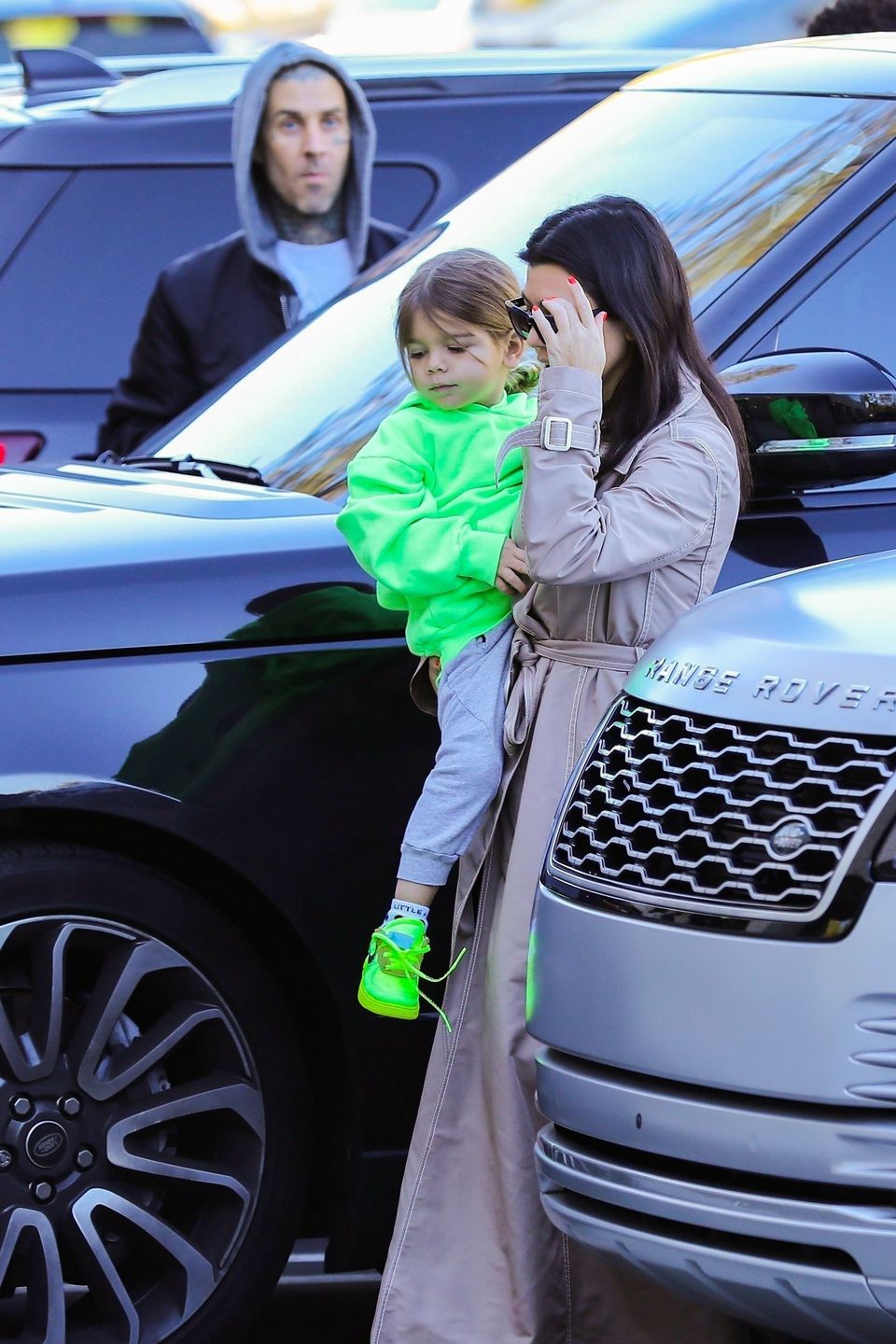 Kourtney Kardashian i Travis Baker odwiedzają posiadłość Kris Jenner w Palm Springs - 22.01.2021