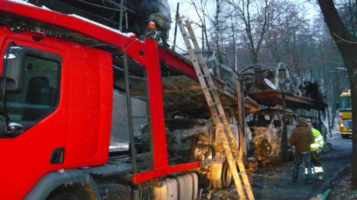 Jedna z większych prób wyłudzenia - spalono 7 BMW.