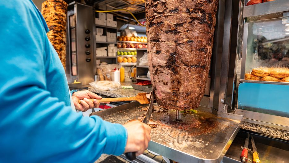 Na stronie KE znajdziesz przepis na tradycyjny döner kebab