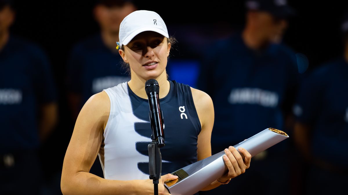 STUTTGART, GERMANY - APRIL 23: Iga Swiatek of Poland during the trophy ceremony after defeating Aryna Sabalenka in the singles final of the Porsche Tennis Grand Prix Stuttgart 2023 at Porsche Arena on April 23, 2023 in Stuttgart, Germany (Photo by Robert Prange/Getty Images)
