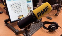 RMF FM nadal liderem, ale traci. Jedynka i Radio Eska mocno w górę