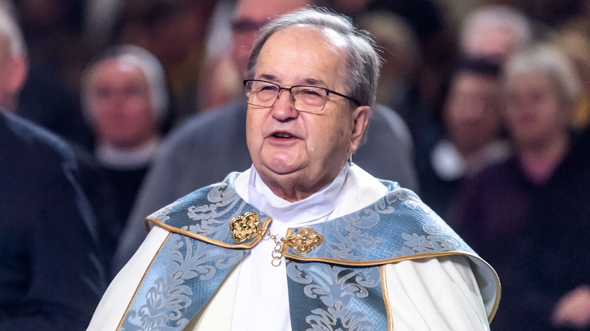 W piątkowe popołudnie Radio Maryja zamilkło niemal w całej Polsce. 