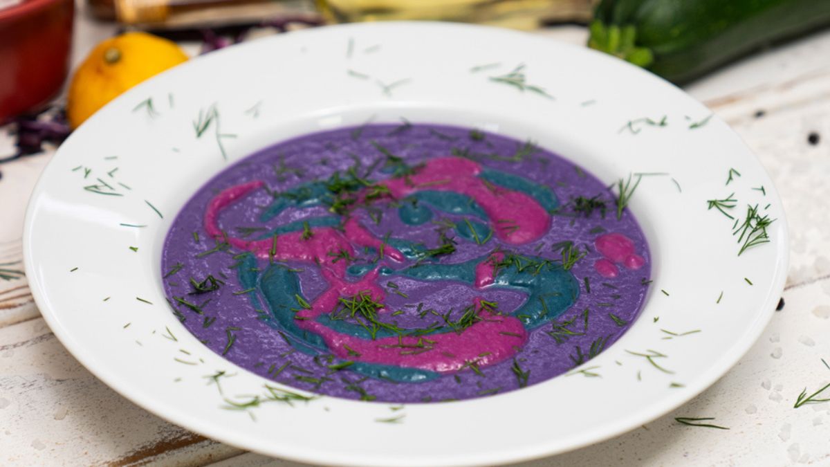 Kolorowa zupa ma w sobie to "coś"