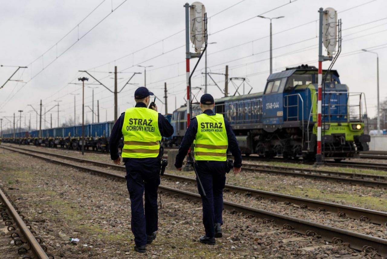 Lublin: Maszynista zatrzymał pociąg, by uratować mężczyznę na torach