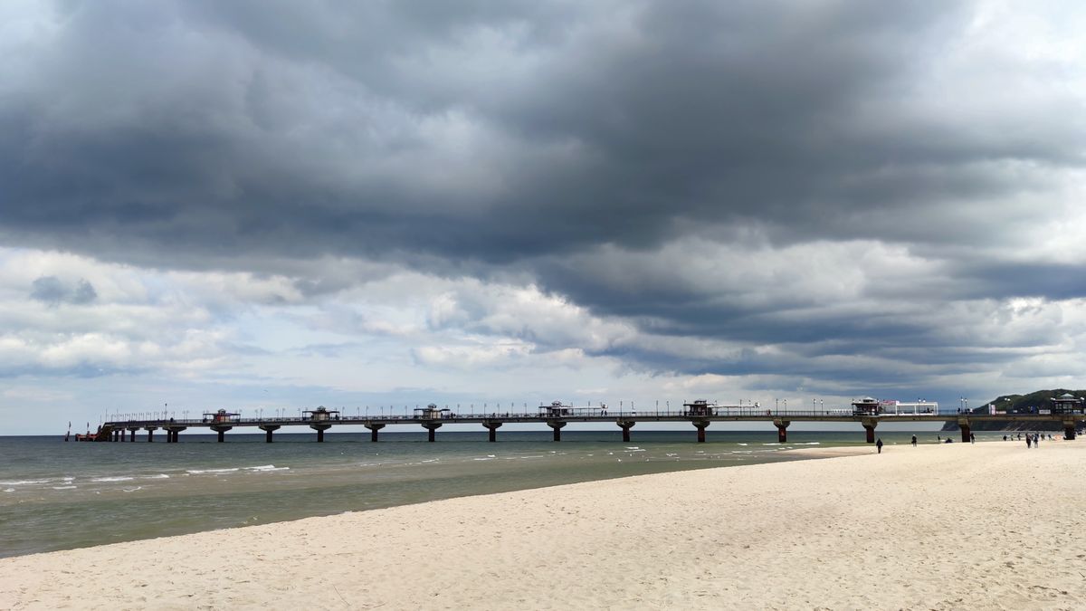 Hotelarze i restauratorzy walczą o utrzymanie biznesu. Wielu turystom brak tłumów natomiast odpowiada