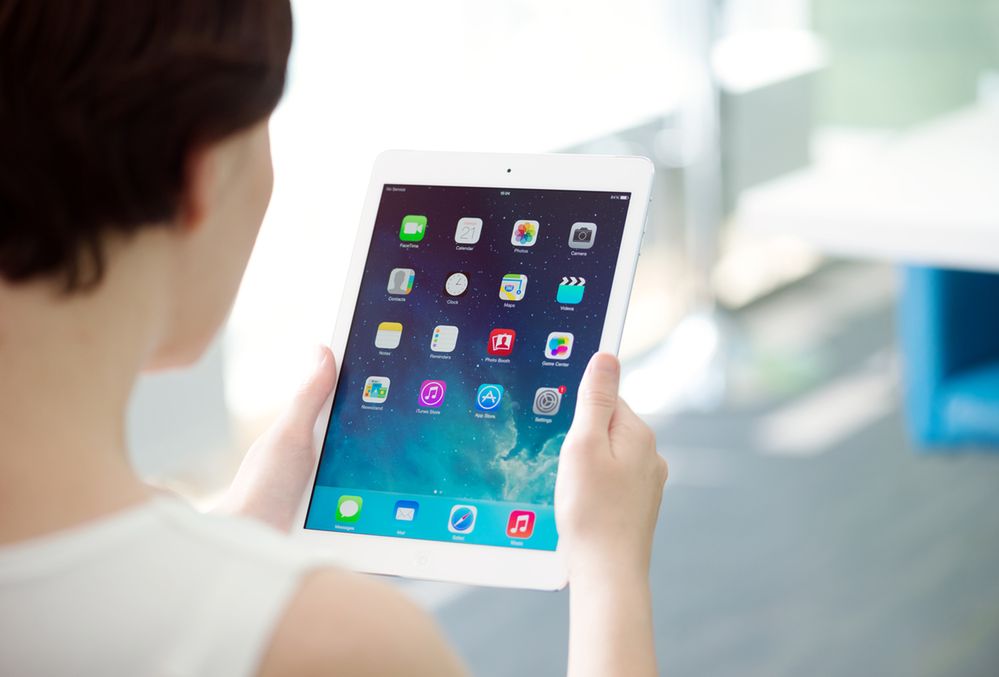 Ogromny iPad Air Plus lekarstwem na spadające zainteresowanie tabletami Apple'a?