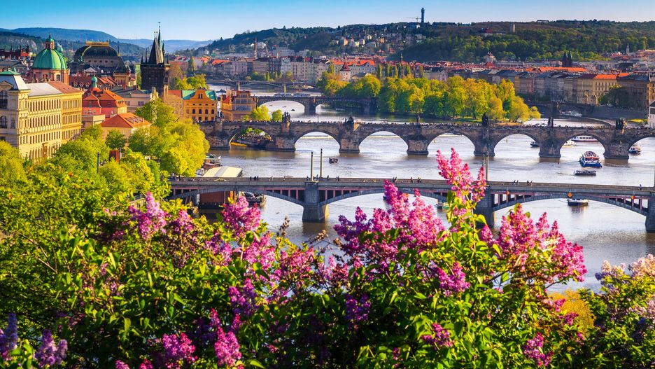 Praga zachwyca przez cały rok, ale szczególnie latem 