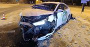 Lublin: Nocne zderzenie aut na rondzie. Kierowca subaru nie patrzył na znaki