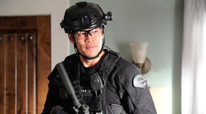 S.W.A.T. 7