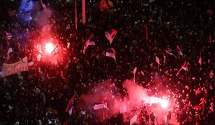 Tysiące Serbów wciąż protestuje. Vuczić mówi o "kolorowej rewolucji"