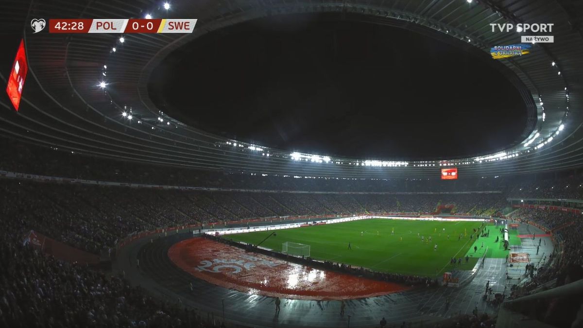 Zdjęcie okładkowe artykułu: Twitter / TVP Sport / Na zdjęciu: awaria oświetlenia na Stadionie Śląskim w Chorzowie 