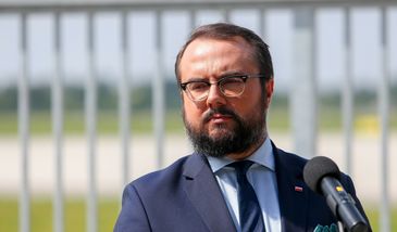 Wyrok TK ws. ETPCZ. Wiceminister uderza w Borysa Budkę