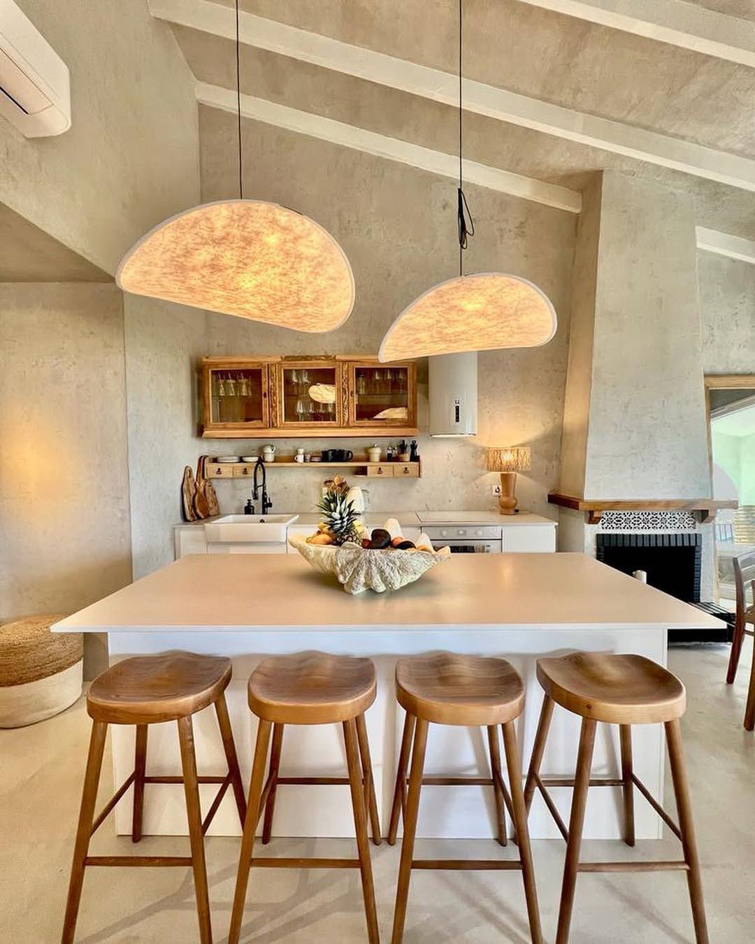 Jadalnia i kuchnia w willi Doroty Szelągowskiej