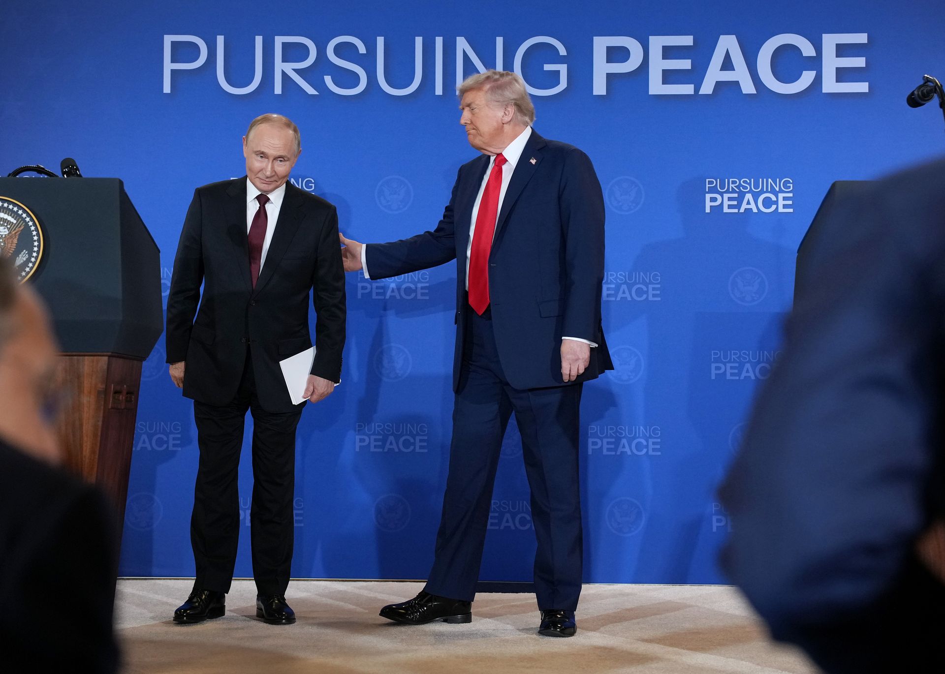Działo się w nocy. Spotkanie na Alasce. Putin zabrał głos jako pierwszy
