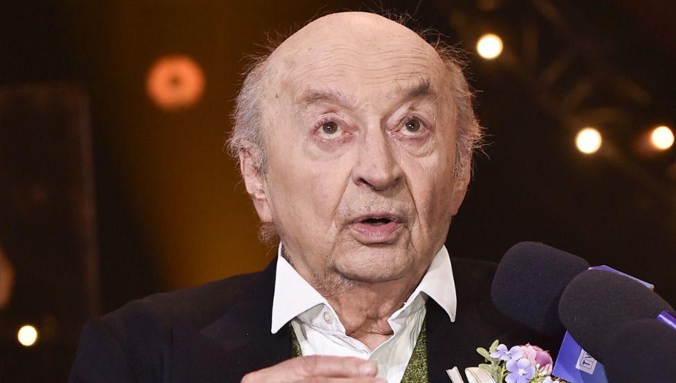 87-letni Łazuka narzeka na niską emeryturę. Oto kwota