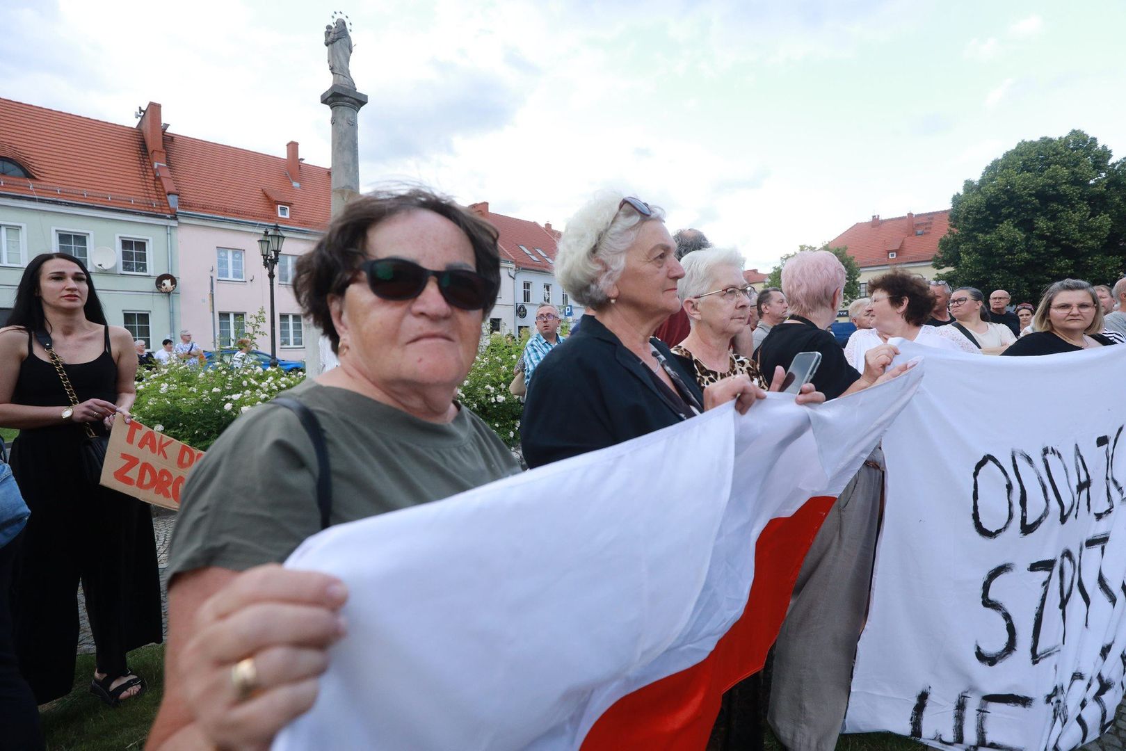 Protest w Pyskowicach przeciwko likwidacji szpital