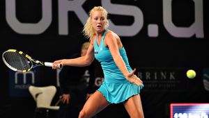 WTA Fez: Czeskie bliźniaczki lepsze od Uli Radwańskiej w ćwierćfinale debla