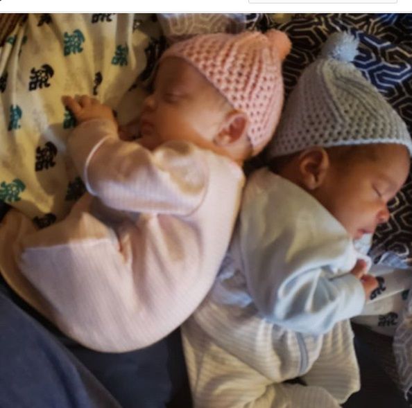 Nietypowe bliźnięta wyglądają jak przeciwieństwa 